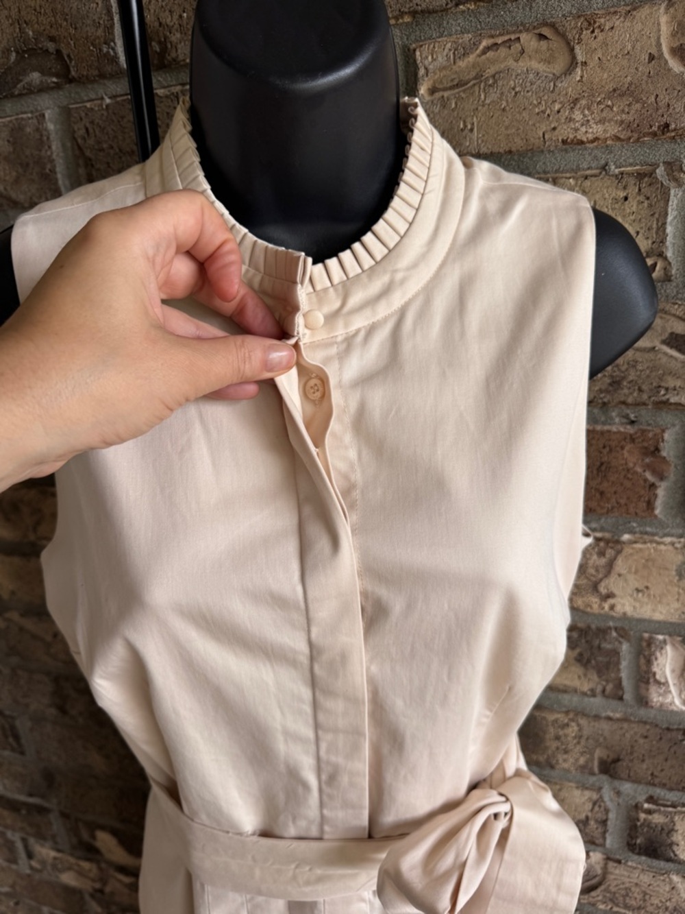 Antonio Melani Dress Women Size 6 Ivory Sleeveless Belted Midi Pleated Stretch - Picture 5 of 12